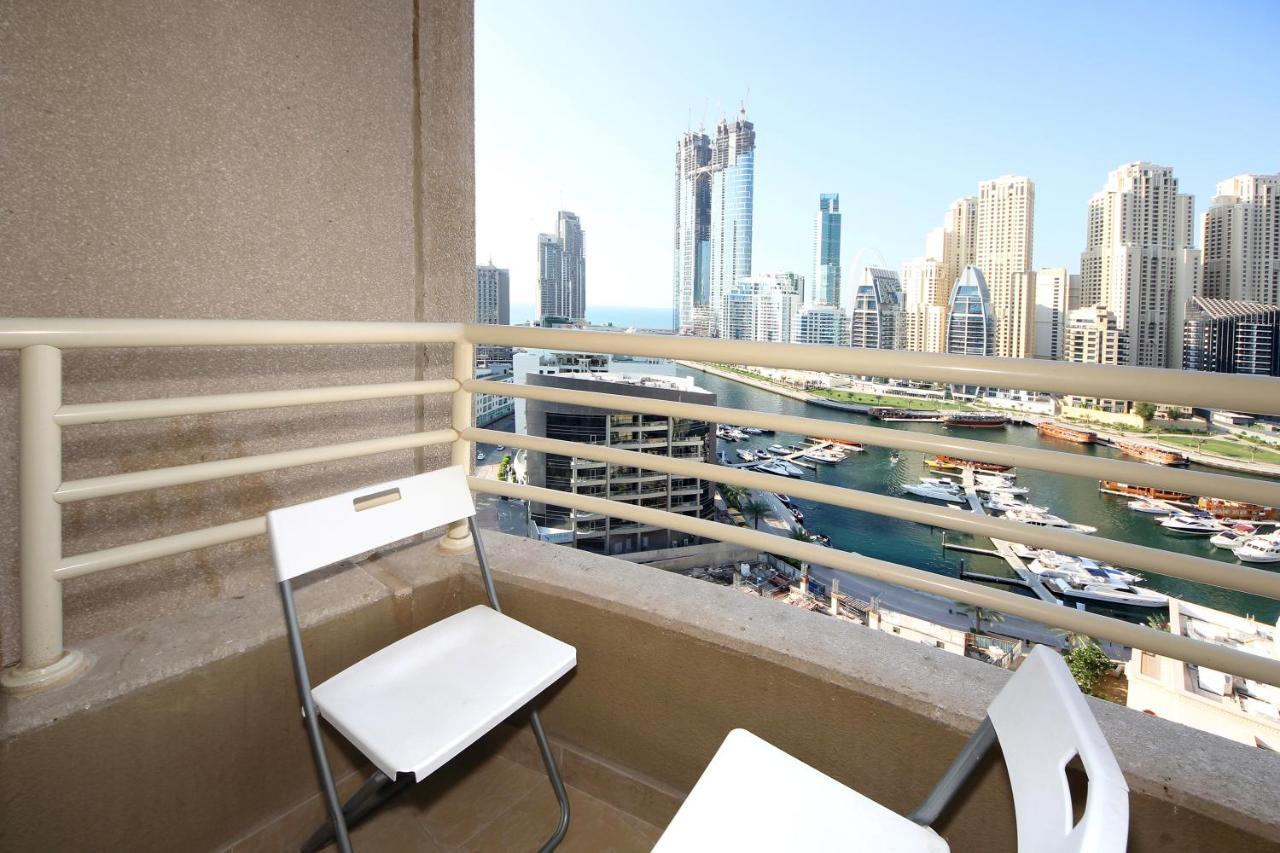 Signature Holiday Homes- Manchester Tower 1 Bedroom Apartment,Dubai Marina エクステリア 写真